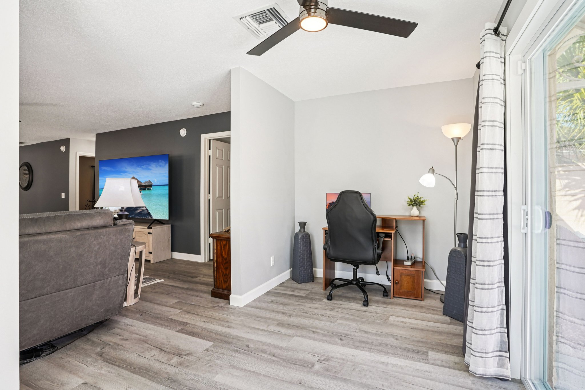 Alvarado Pl-S1410-017.jpg