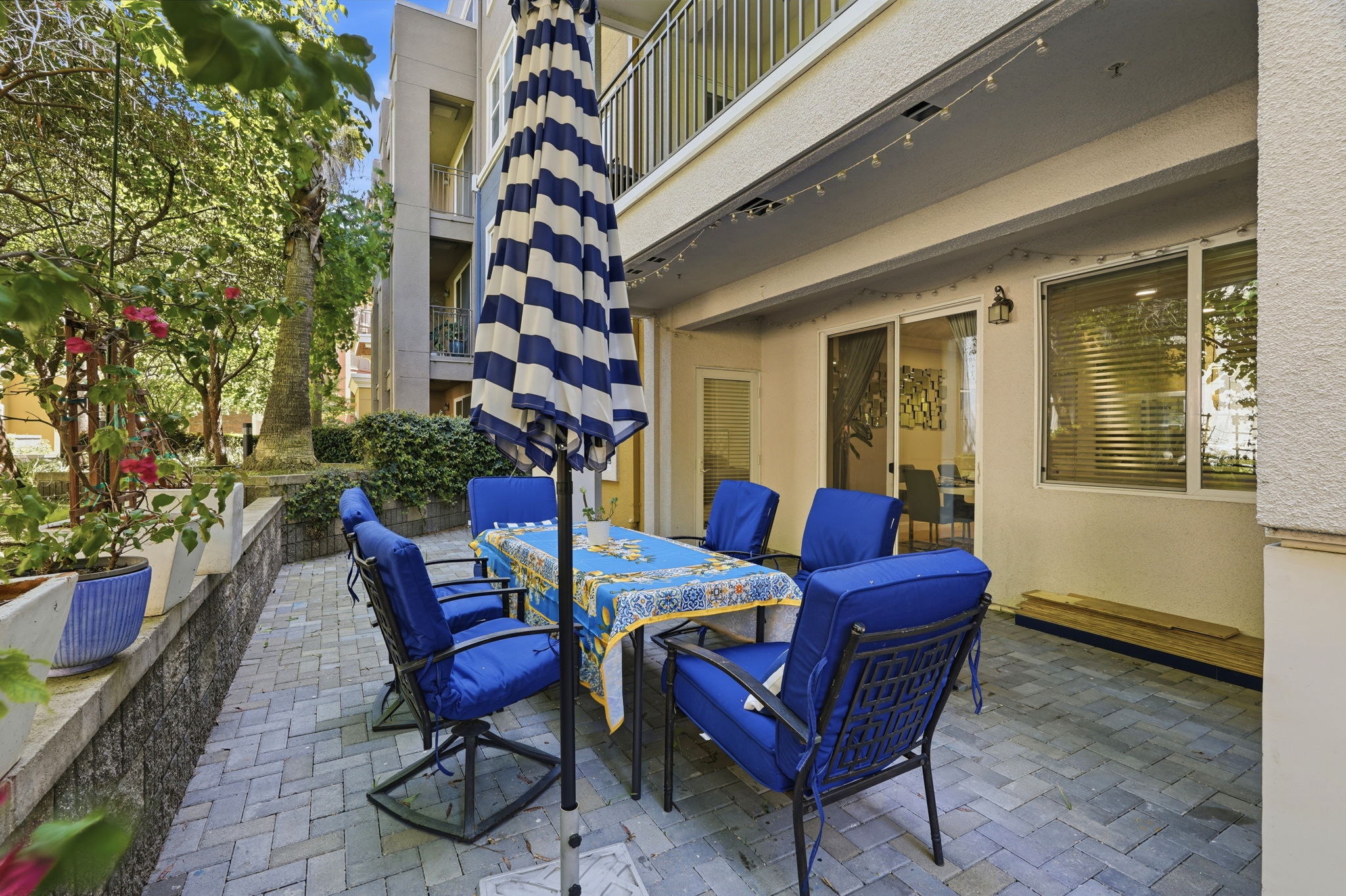 033_F8_809 Auzerais Ave 146
