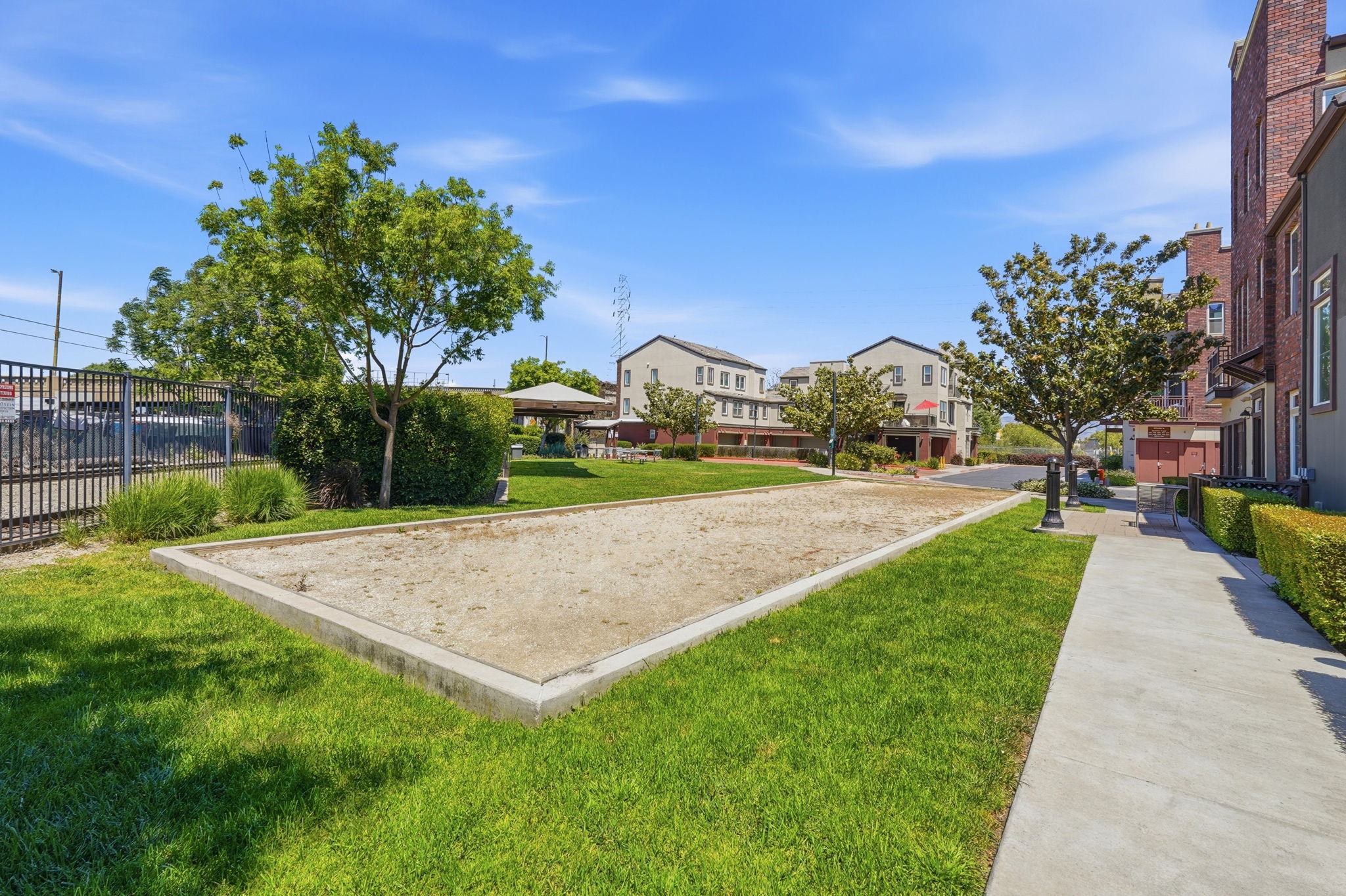 038_F8_809 Auzerais Ave 146