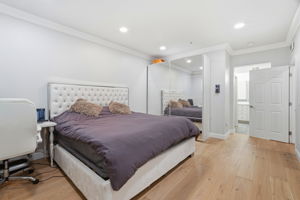 020_F8_809 Auzerais Ave 146