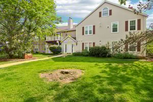 Harbor House Dr 4-0406-002.jpg