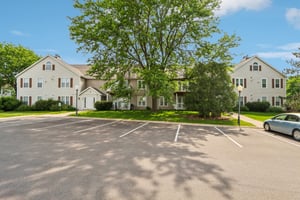 Harbor House Dr 4-0406-004.jpg