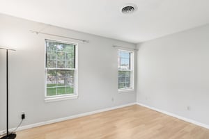 Harbor House Dr 4-0406-020.jpg