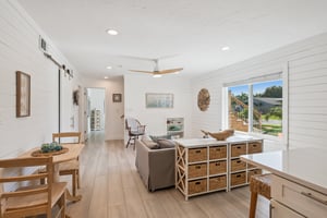 8096 Glenbrooke Ln - 007.jpg