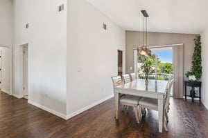 8096 Glenbrooke Ln - 018.jpg