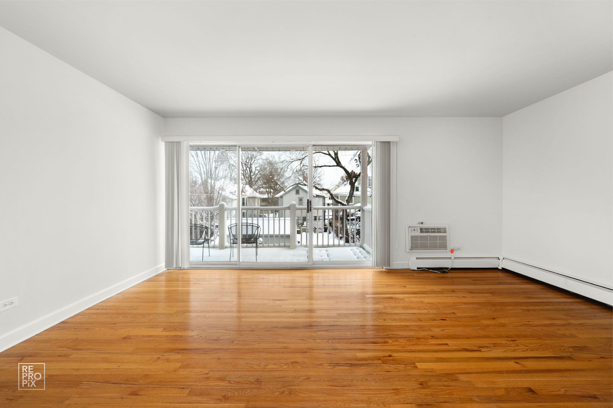 81 6th Ave 202, La Grange, IL 60525_003