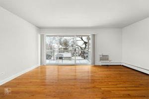 81 6th Ave 202, La Grange, IL 60525_003