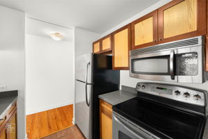 81 6th Ave 202, La Grange, IL 60525_007