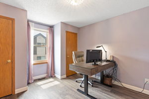 Bedroom/Office