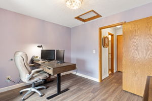 Bedroom/Office