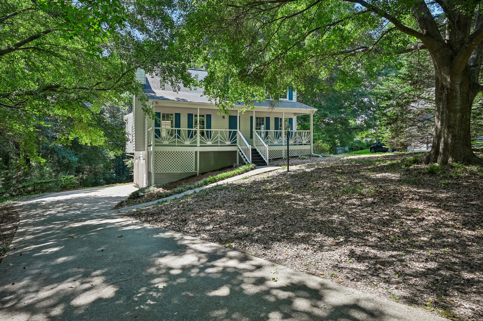 Dogwood Trail-S0107-002.jpg