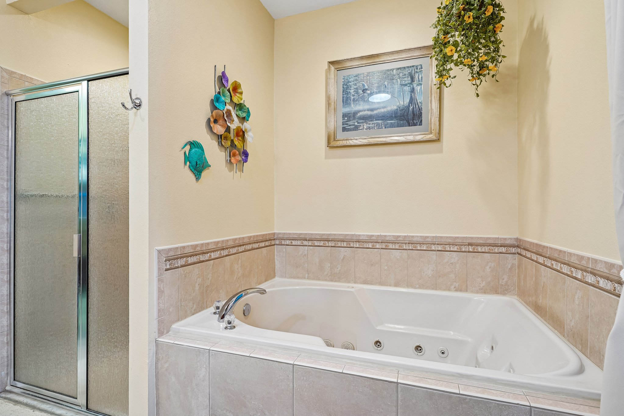 Fairway Cir-S0108-025.jpg