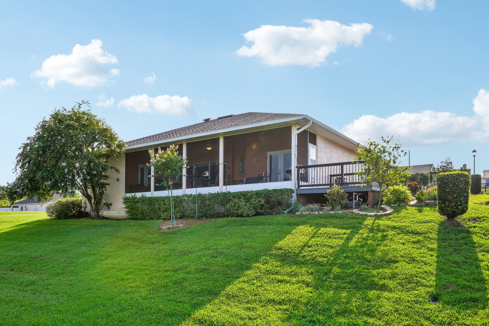 Fairway Cir-S0108-041.jpg