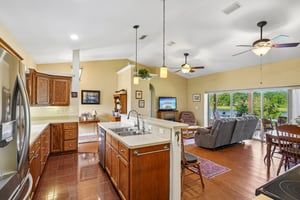 Fairway Cir-S0108-015.jpg