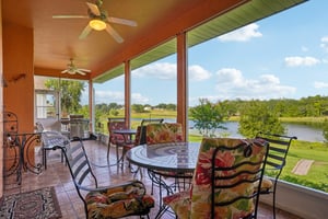 Fairway Cir-S0108-033.jpg