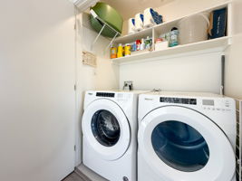  Photo 44