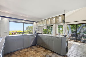 020_f8_81 Peacock Dr