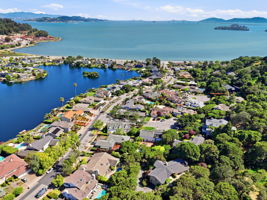 016_f8_AERIAL_81 Peacock Dr