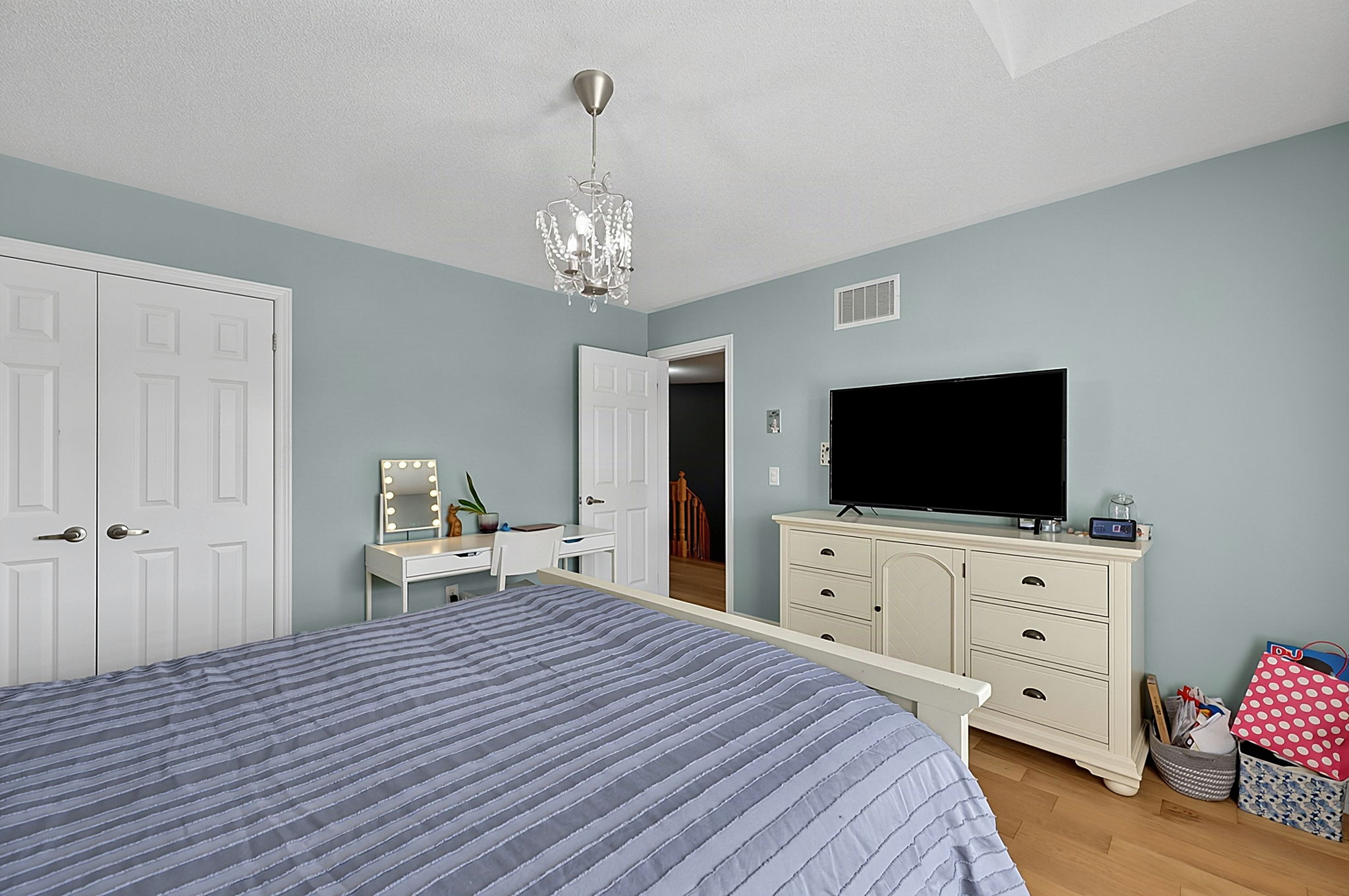  Photo 47