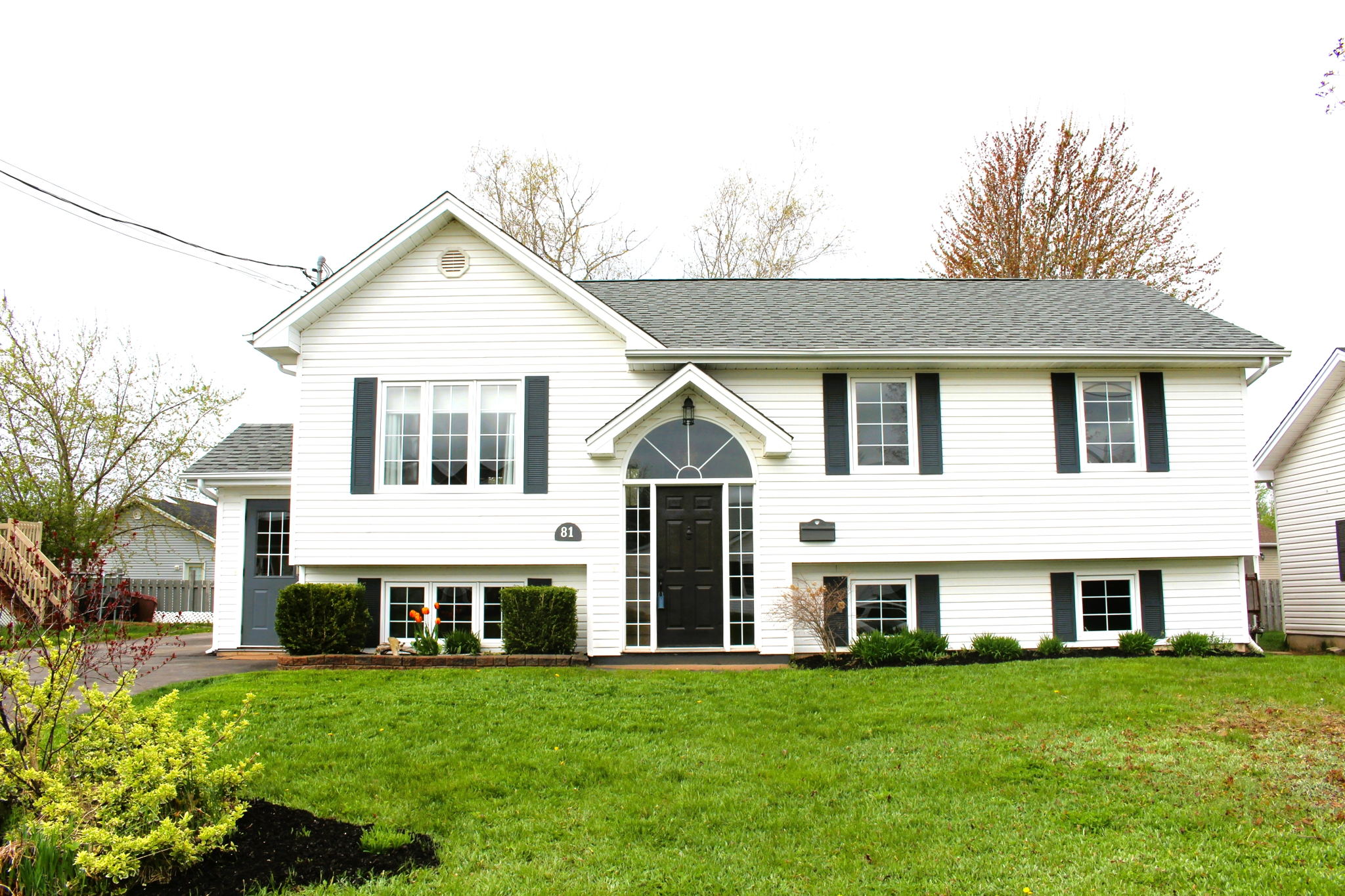 81 Rue Maximin, Dieppe, NB E1A 7G8, Canada