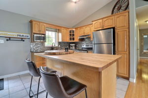 81 Rue Maximin, Dieppe, NB E1A 7G8, Canada Photo 18