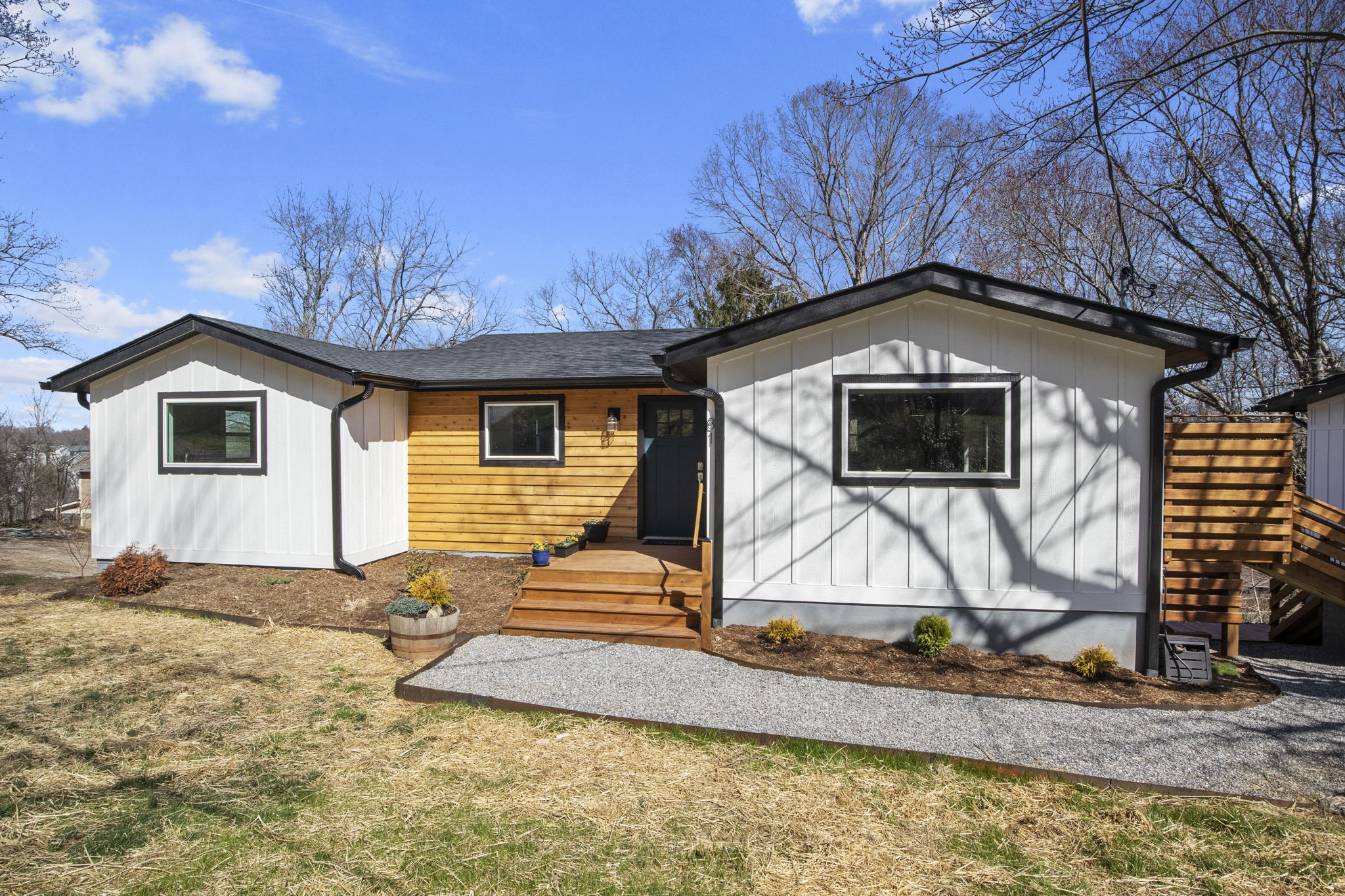 81 Stradley Mountain Rd, Asheville, NC 28806, USA