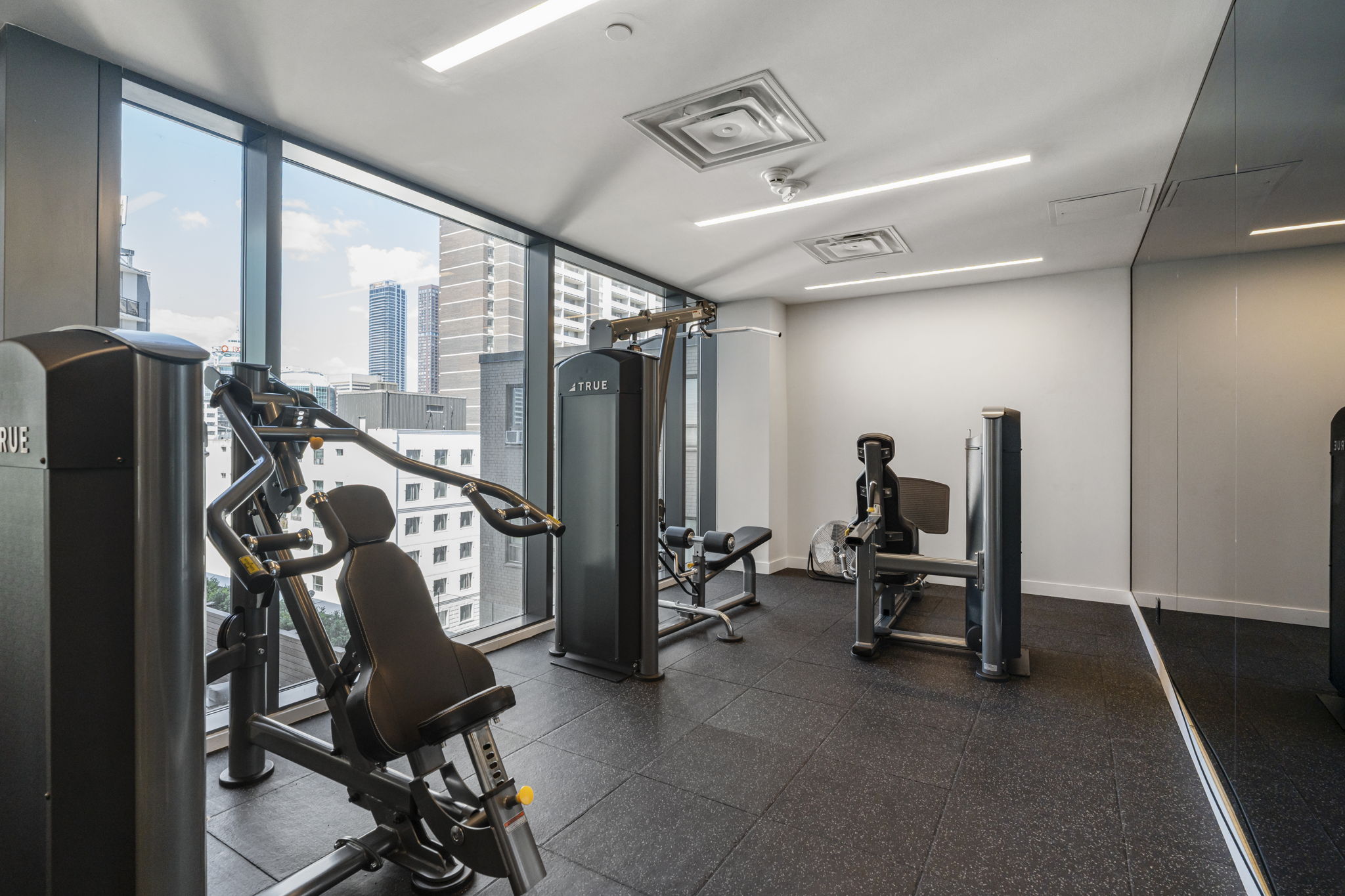 AMENITIES 4