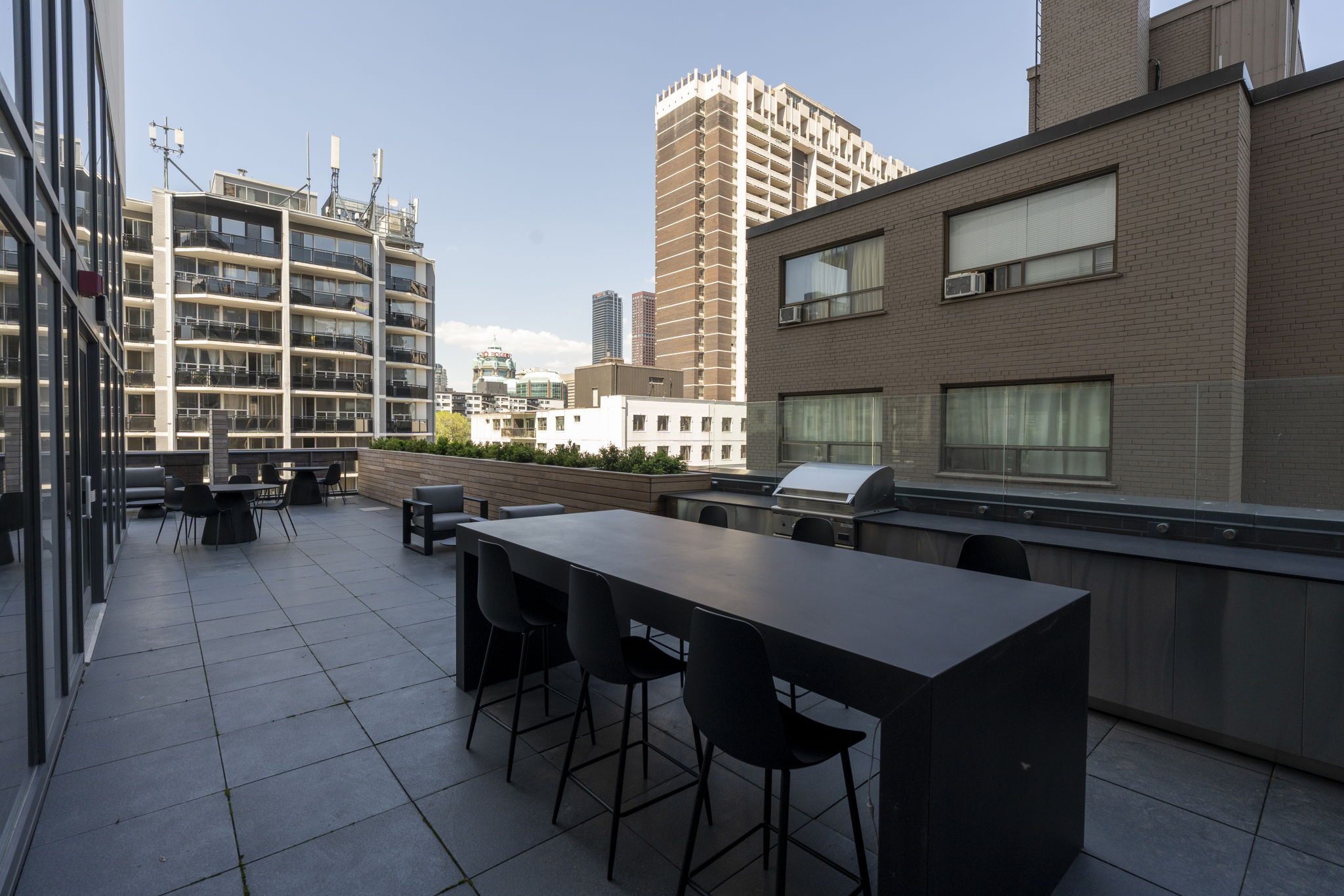 TERRACE_-3