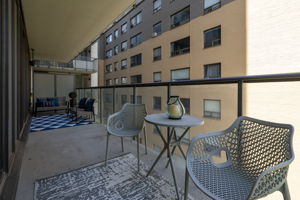 BALCONY 2