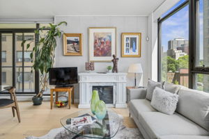 LIVING ROOM 4