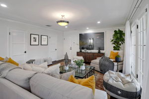 810 N Linden staged 1 2023-34