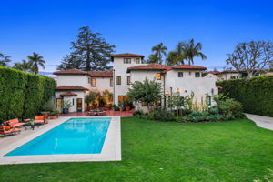 810 N Linden Drive-97