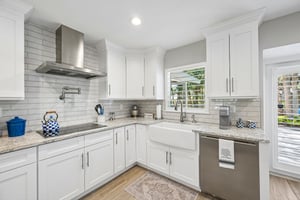 Plymouth St-S2506-019.jpg