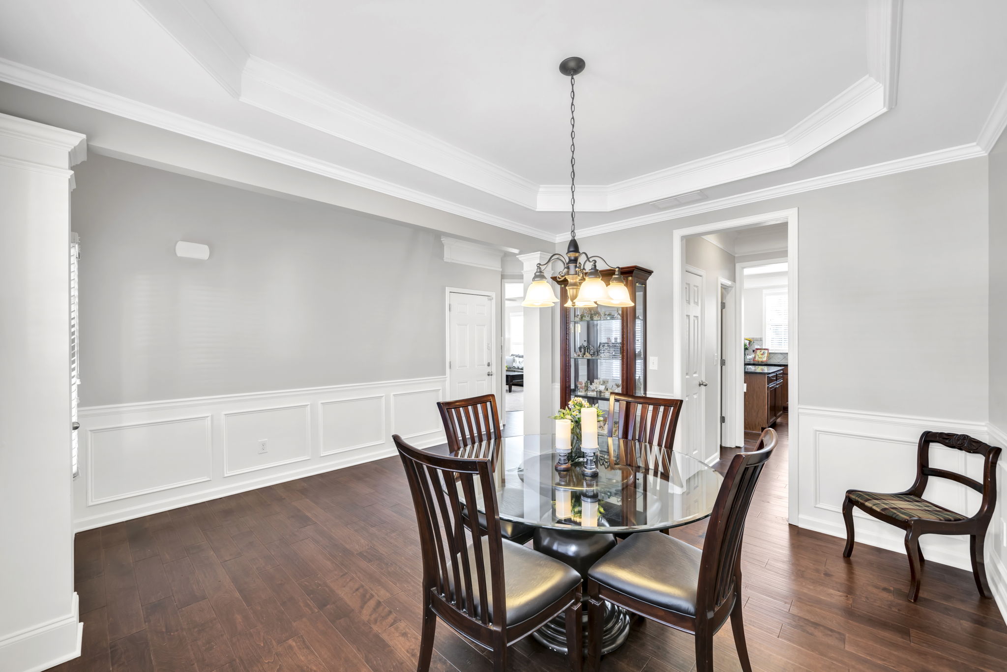LARGE Dining Room Space