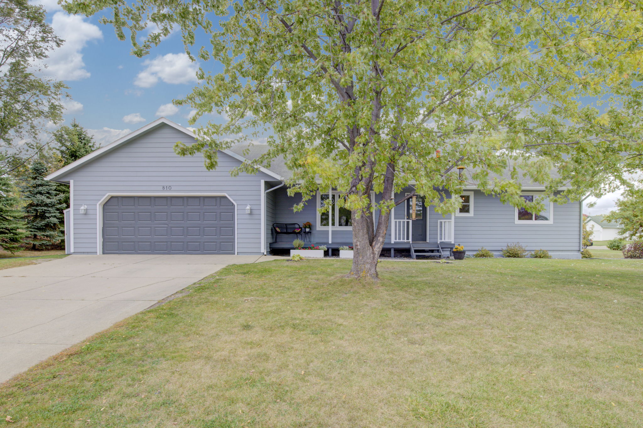  810 Robert Ave N, Maple Lake, MN 55358, US