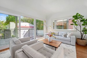 810 S Longwood Avenue-17.jpg