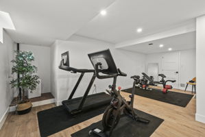  Photo 40
