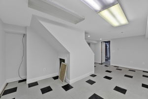  Photo 34