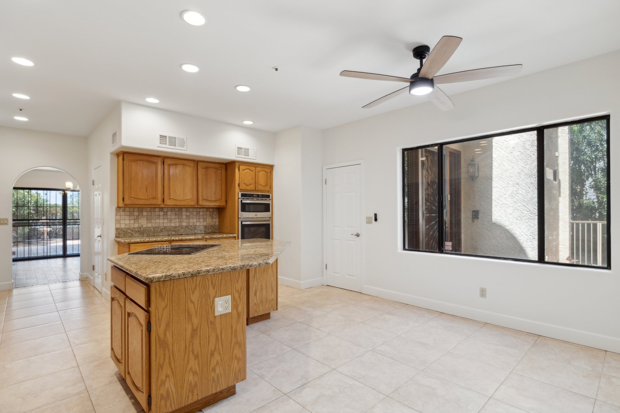 8100 E Camelback Rd Unit 62, Scottsdale, AZ 85251 - 015.jpg