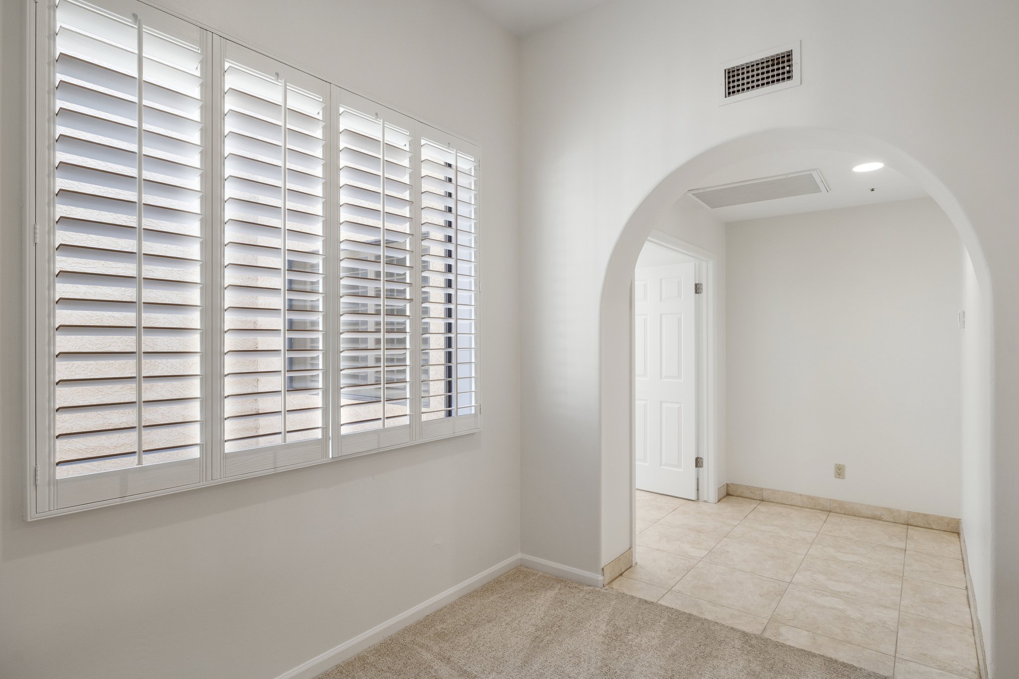 8100 E Camelback Rd Unit 62, Scottsdale, AZ 85251 - 020.jpg