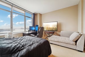 River Rd 1103-013.jpg