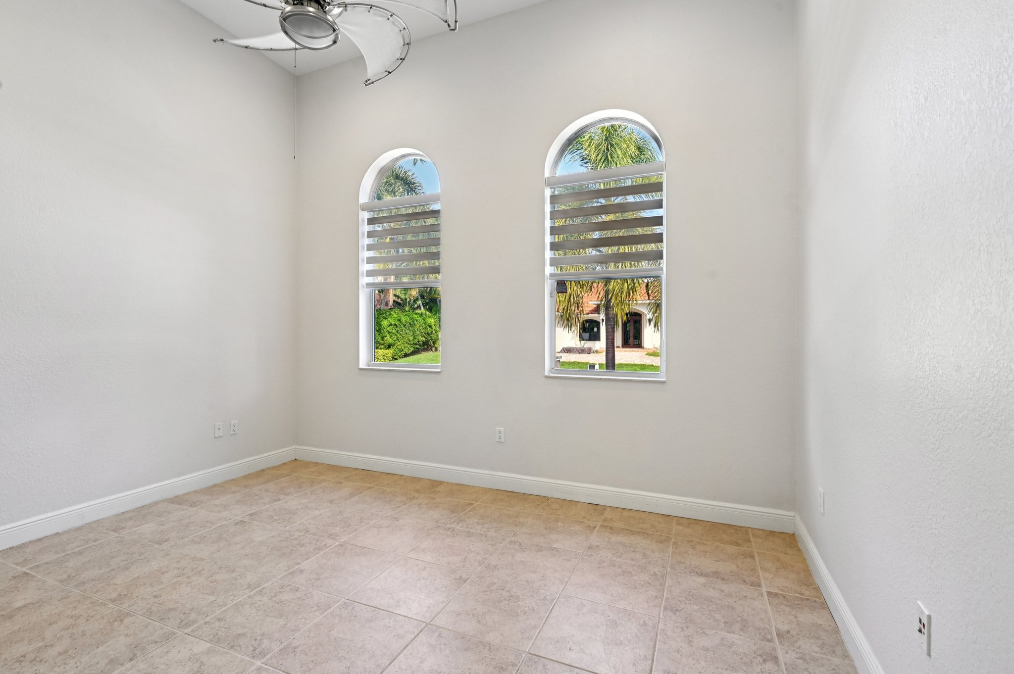 SW 179th St-S2110-026.jpg