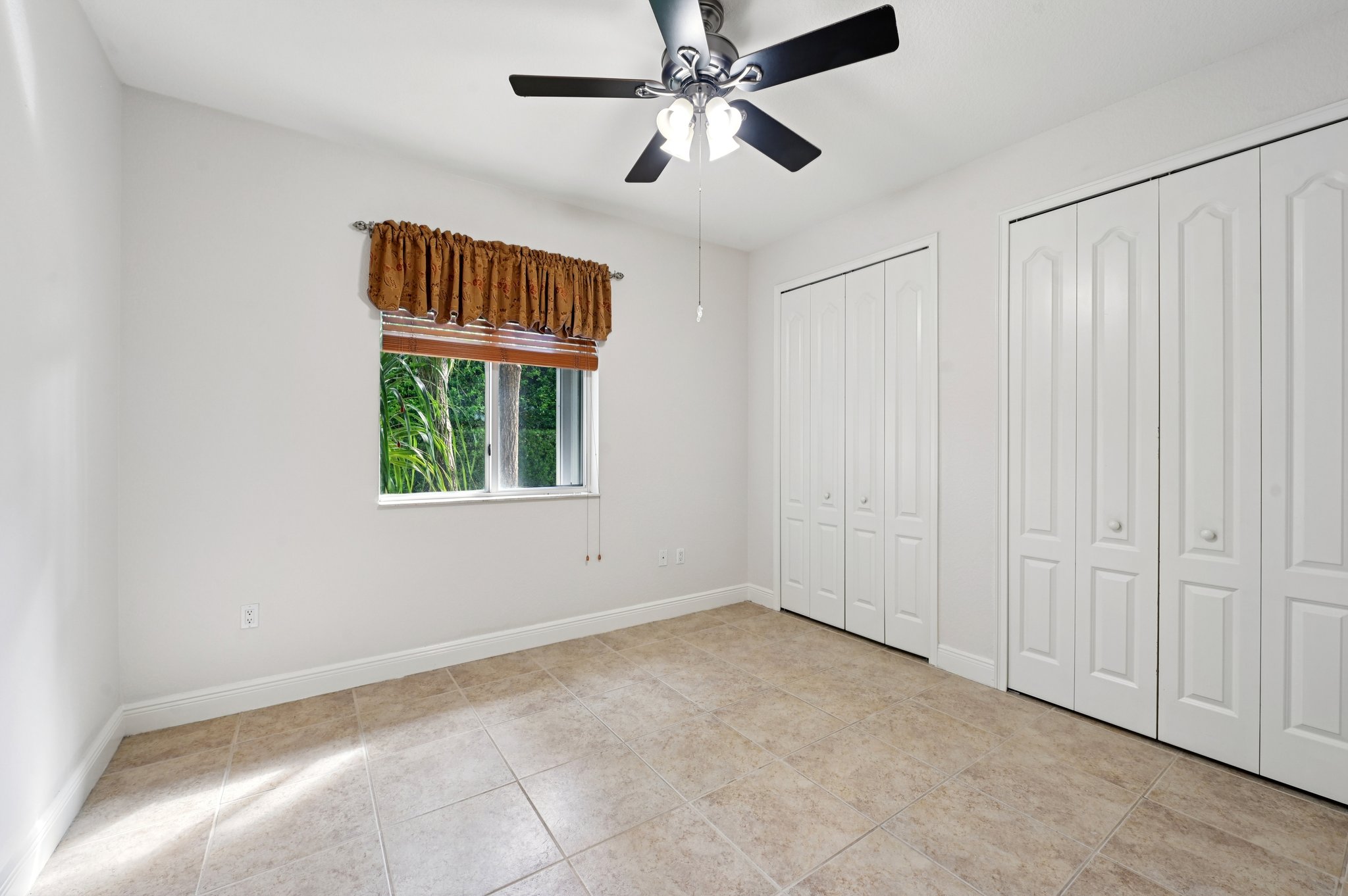 SW 179th St-S2110-032.jpg