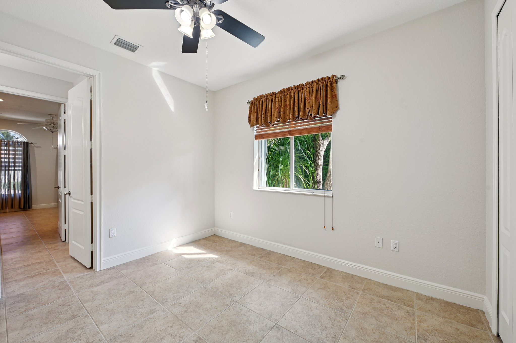 SW 179th St-S2110-033.jpg