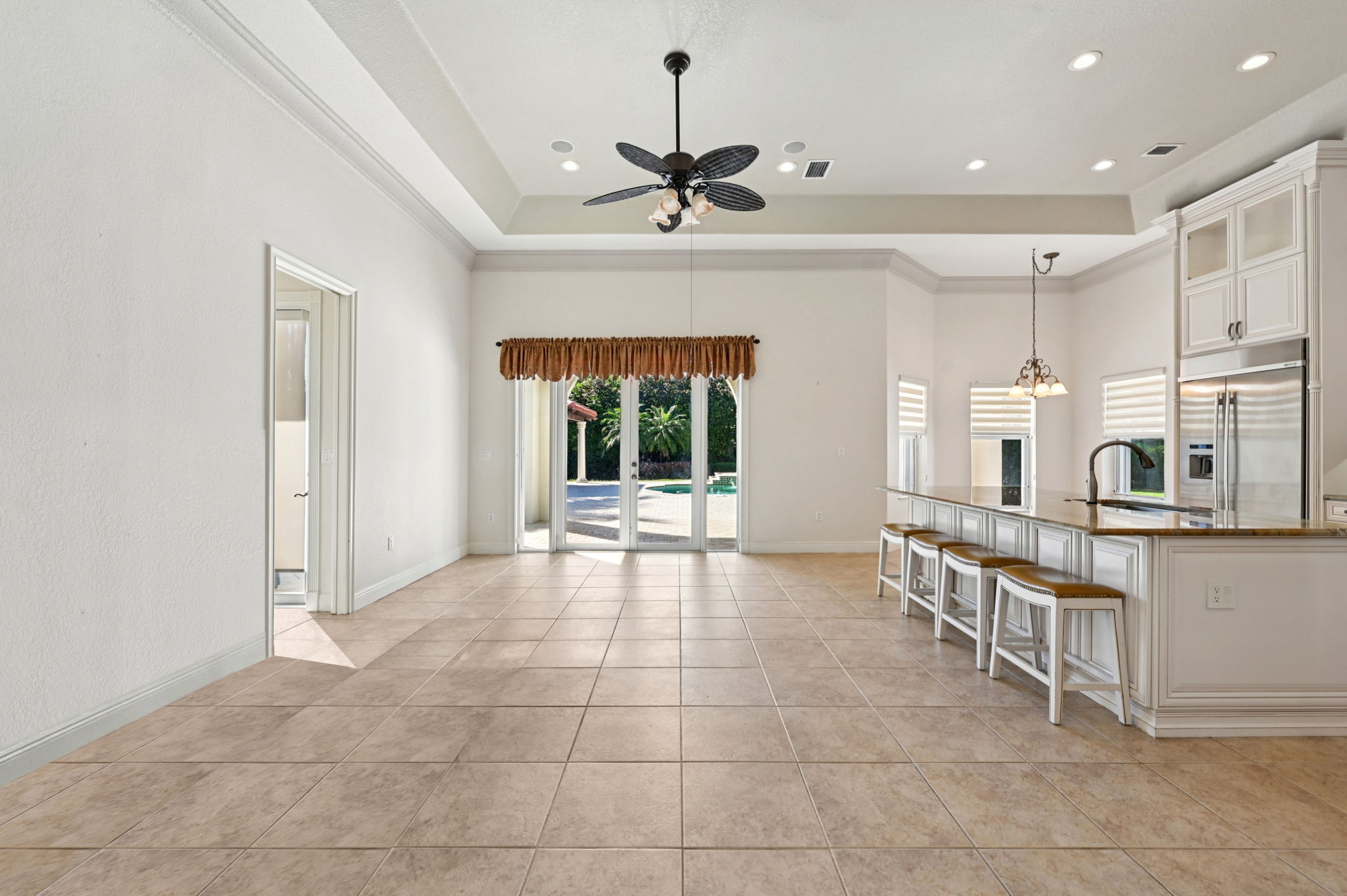 SW 179th St-S2110-023 r
