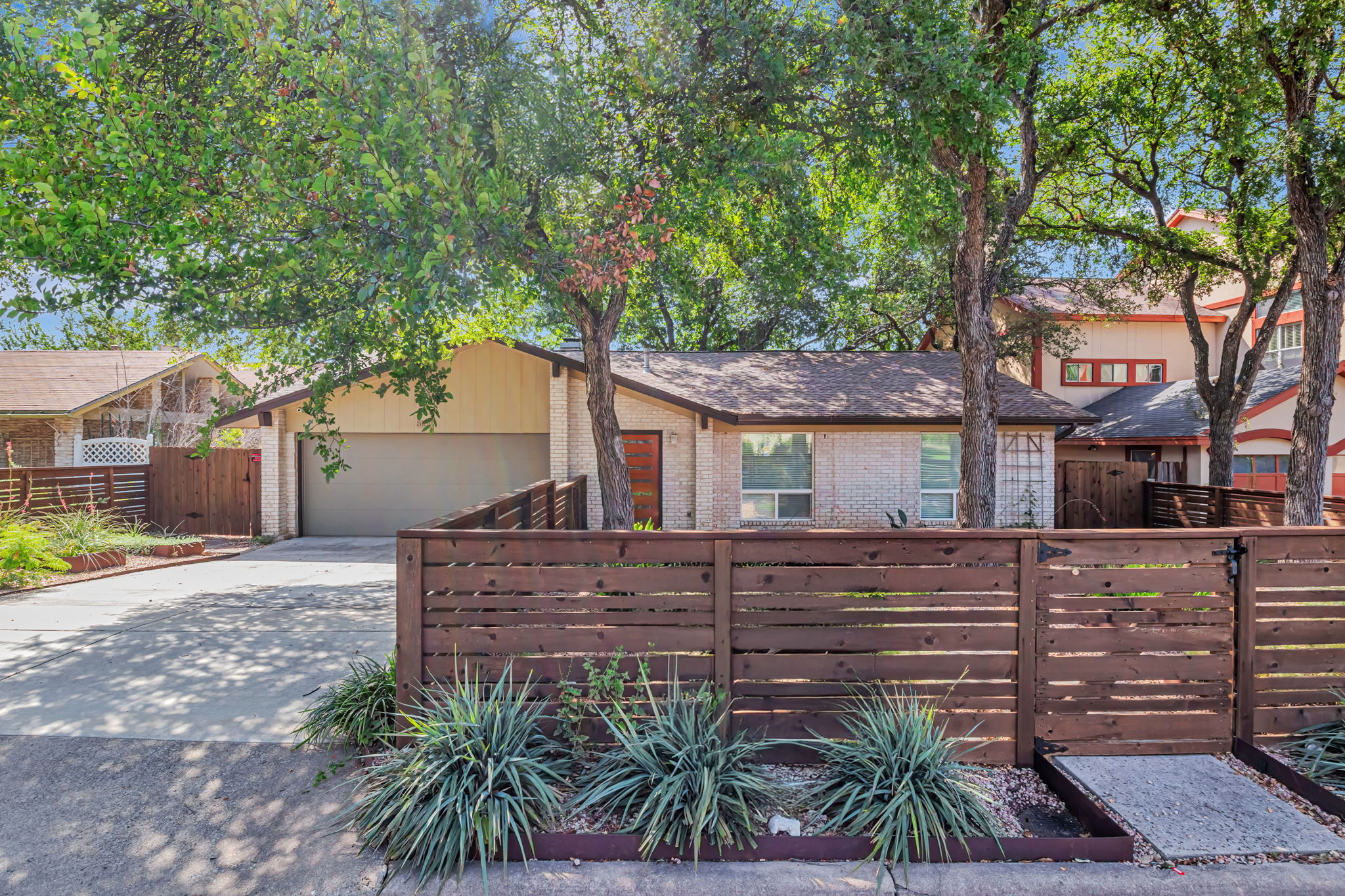 001_8101 Ceberry Dr  Austin