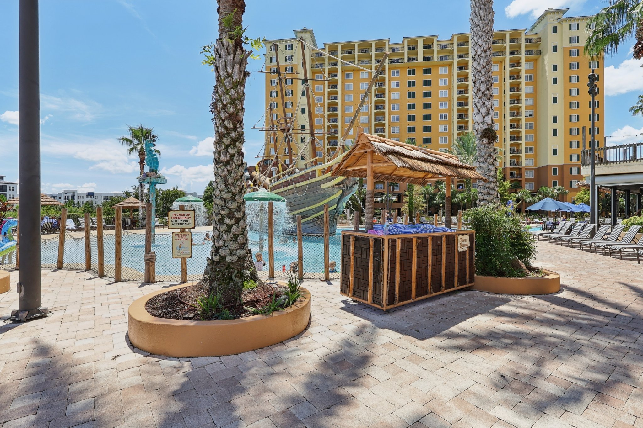 Resort Village Dr-1408-913.jpg
