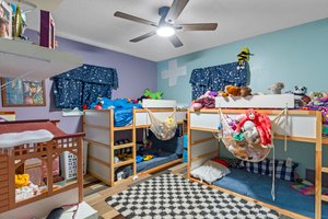  Photo 28