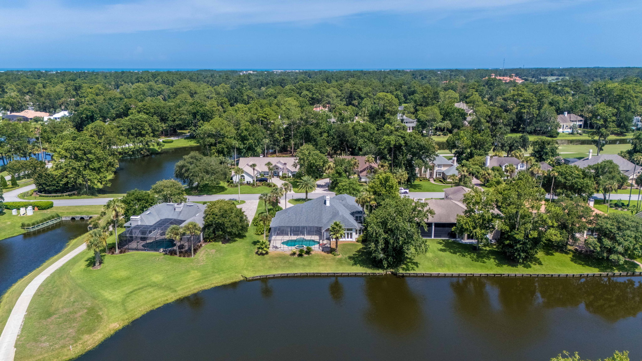  Photo 99