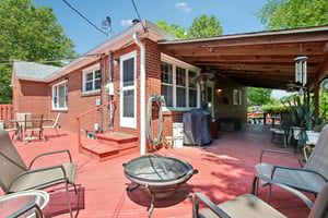E 10th St-S1805-038.jpg